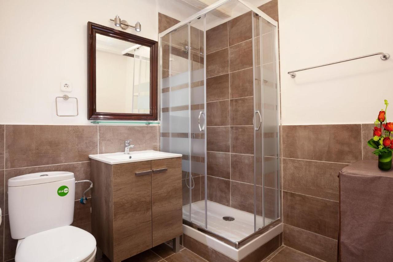 Ferienwohnung Esquirol Barcelona Exterior foto